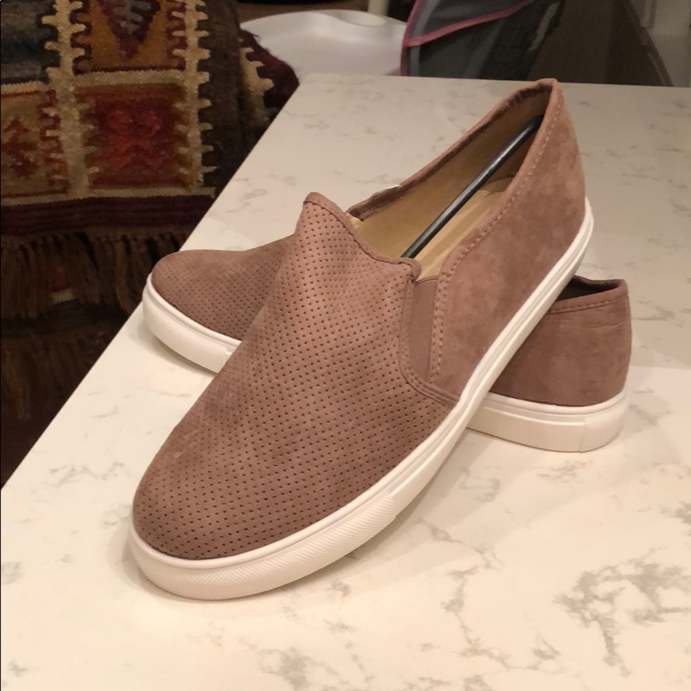 Suede flats